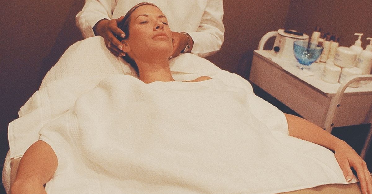 The Soothing Benefits of Hot Stone Massage at Gold Coast Day Spas